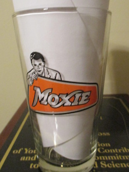 Moxie Glass - Front